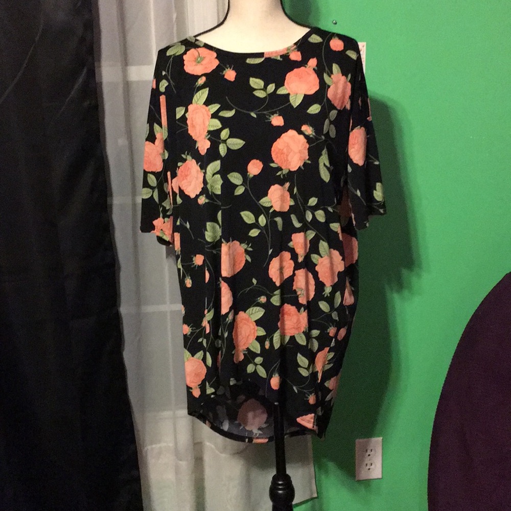 Rose Lularoe Irma Tunic